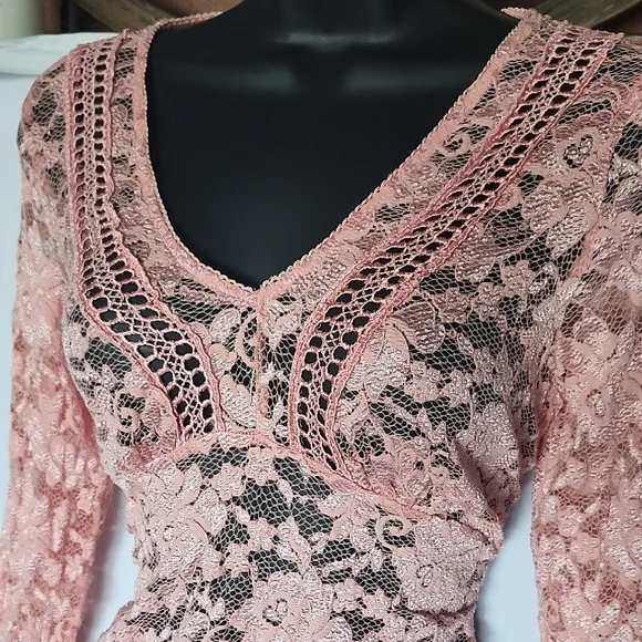 Moda International Pink Lace V-Neck Blouse - Picture 2 of 4